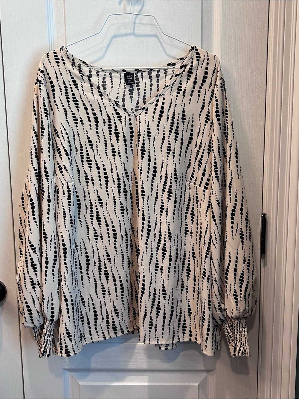 Shein Women’s Semi Sheer Balloon Sleeve Off White/Black Geometric Blouse 3XL
